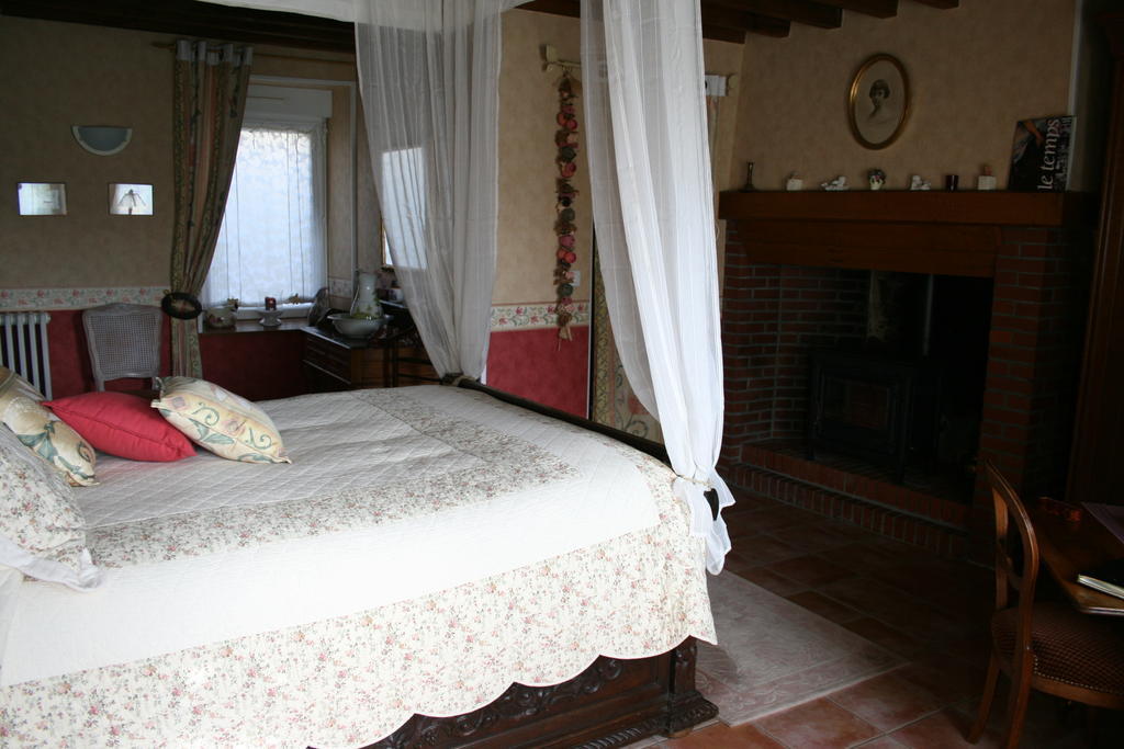 Herbages De Beauvais Orgères-la-Roche Habitación foto